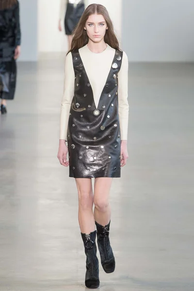 Look 23